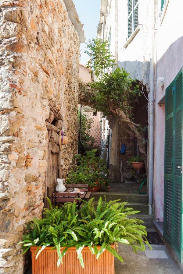 Вилла Casa Degli Archi Леванто Экстерьер фото